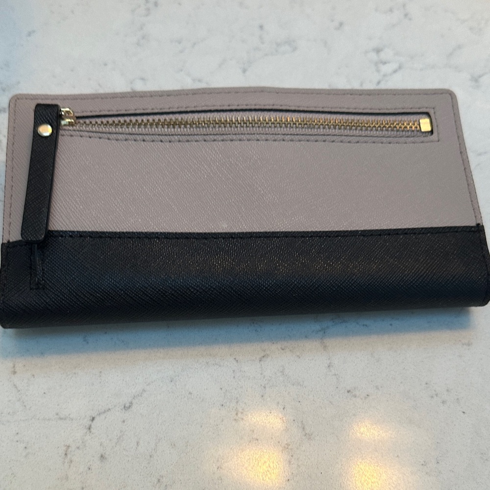 Kate Spade Black and Cream Wallet - Picture 3 of 4